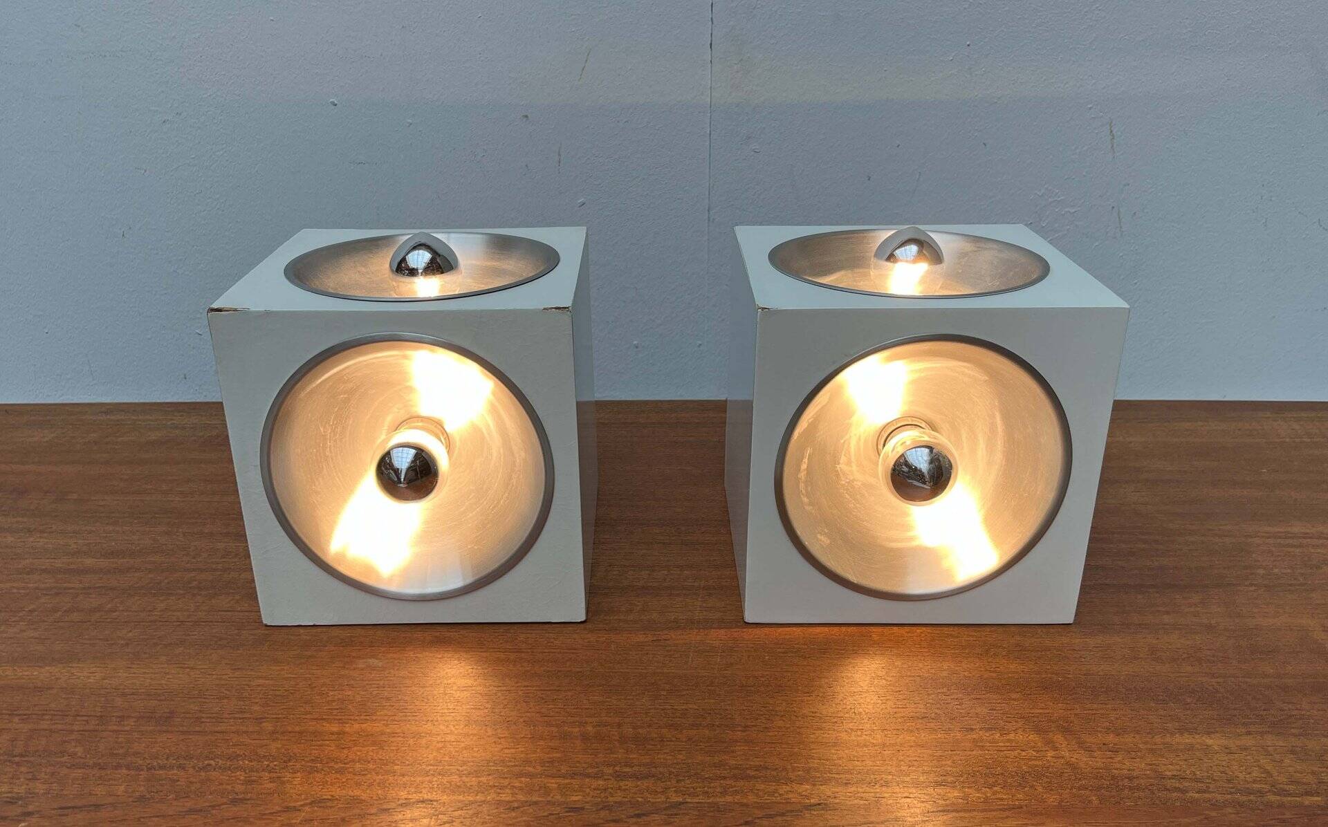 Lampes de table cube modèle suisse 5703 Modernes d’ère spatiale mi-siècle par E.R. Nele pour Temde, années 1960, lot de 2