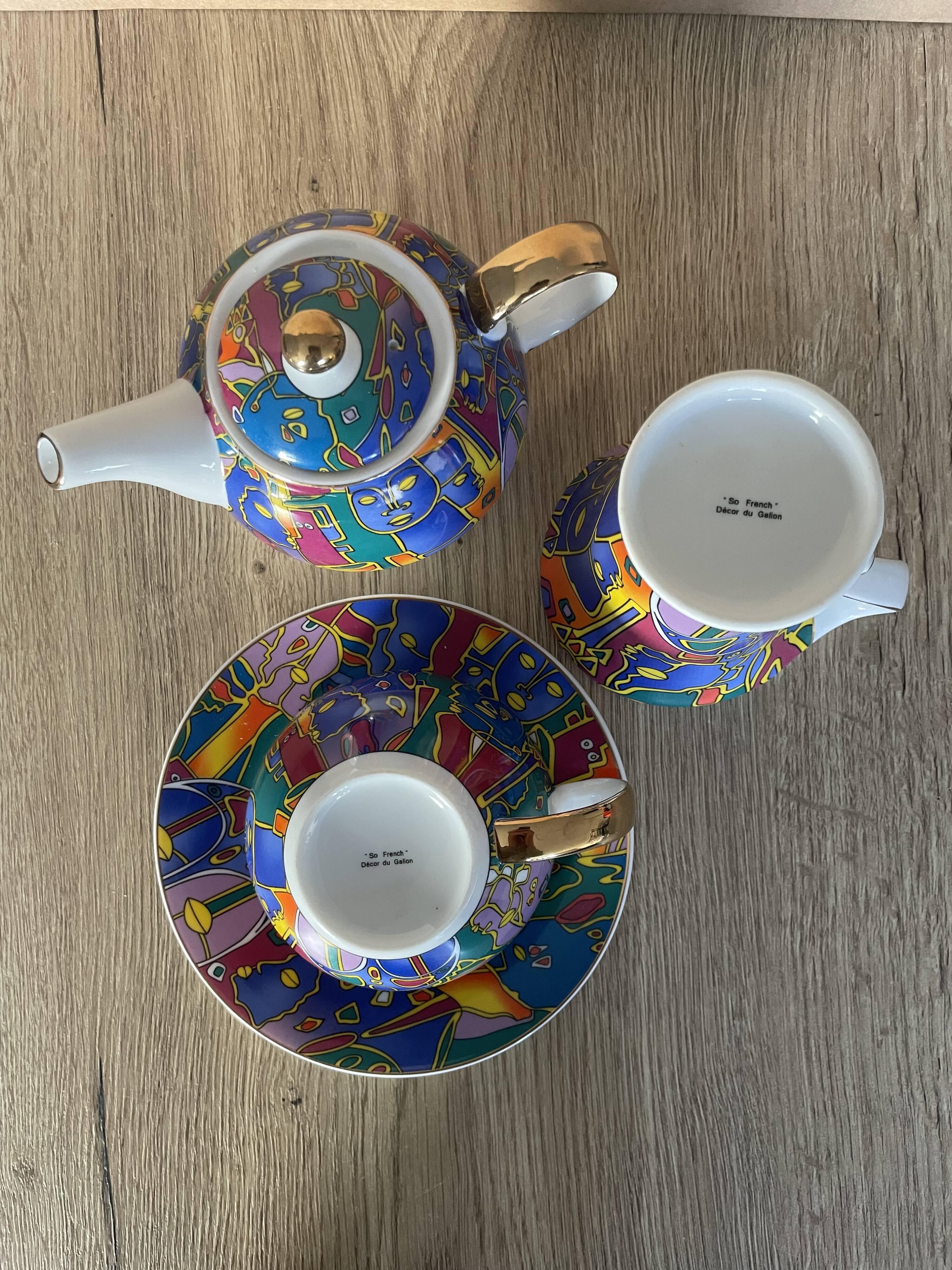 Teapot and cups "So French" decor of the galleon