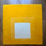 Bauhaus tufted rug
