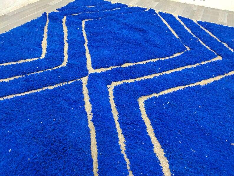 Handmade blue decorated rug 250cm x 200cm
