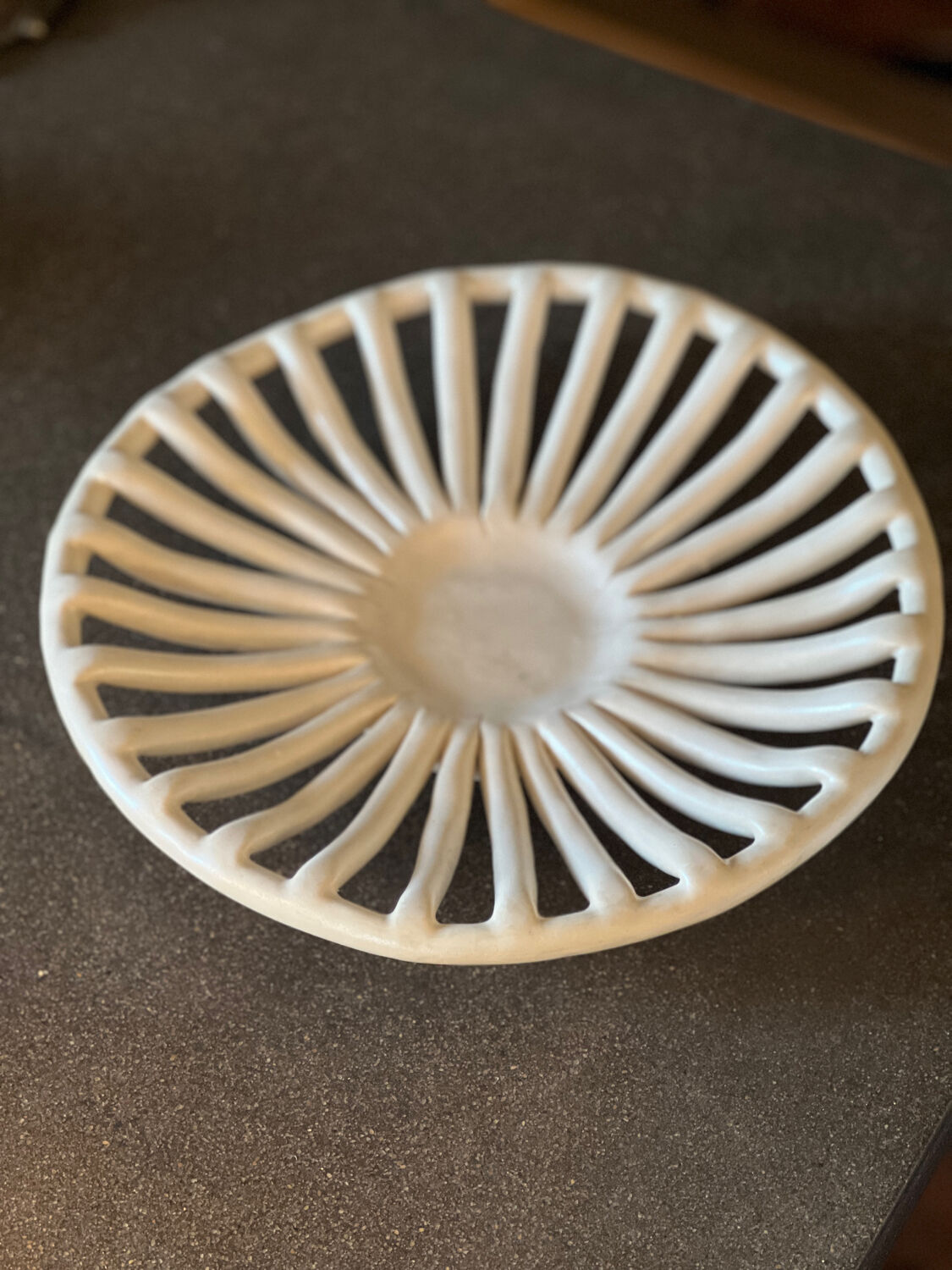 Ceramic plate