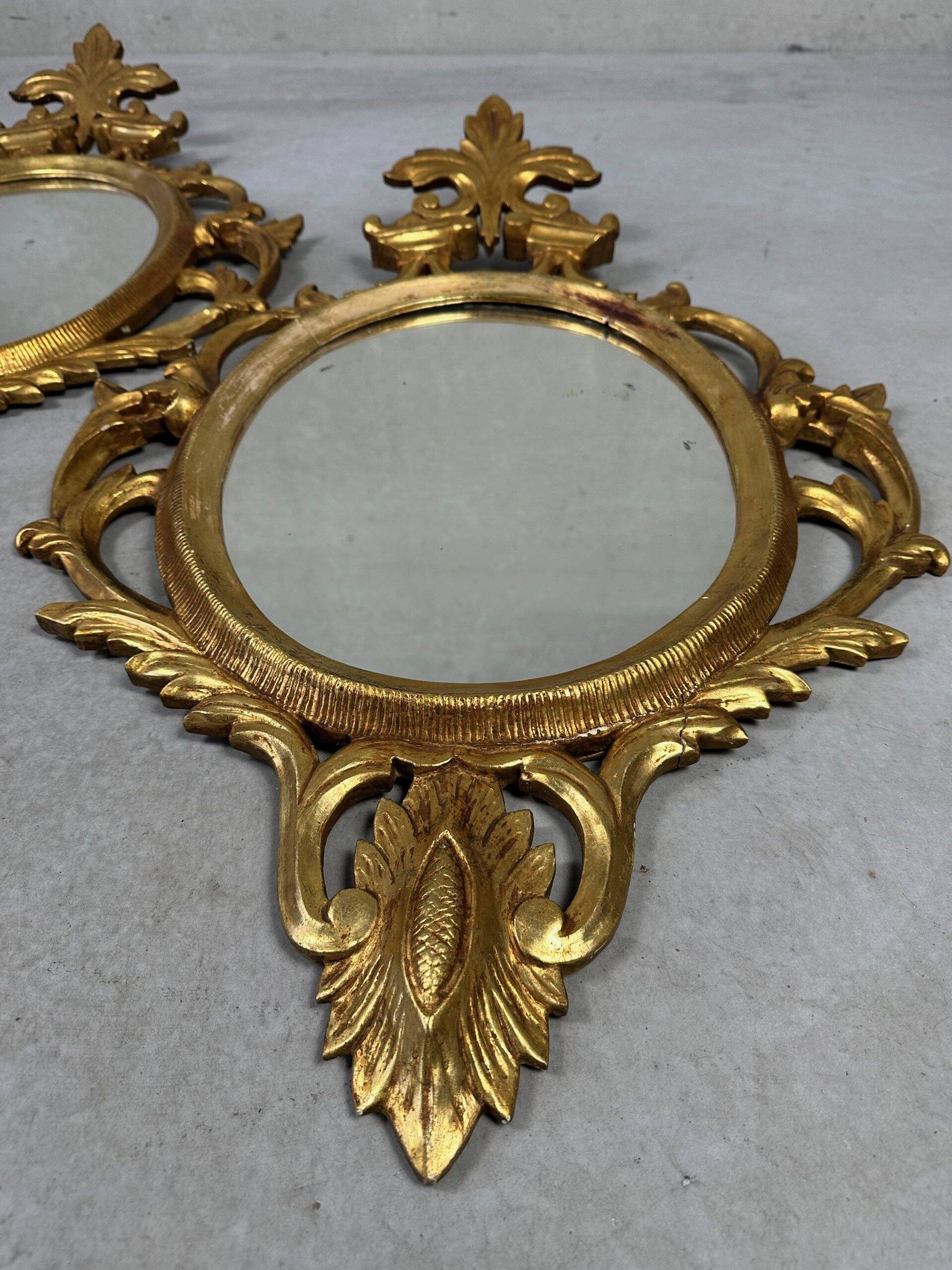 2 miroirs anciens – bois et feuille d'or
