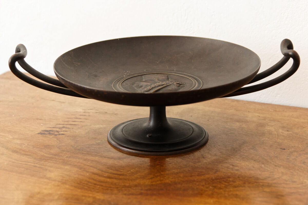 Bronze cup Juno Ferdinand Levillain