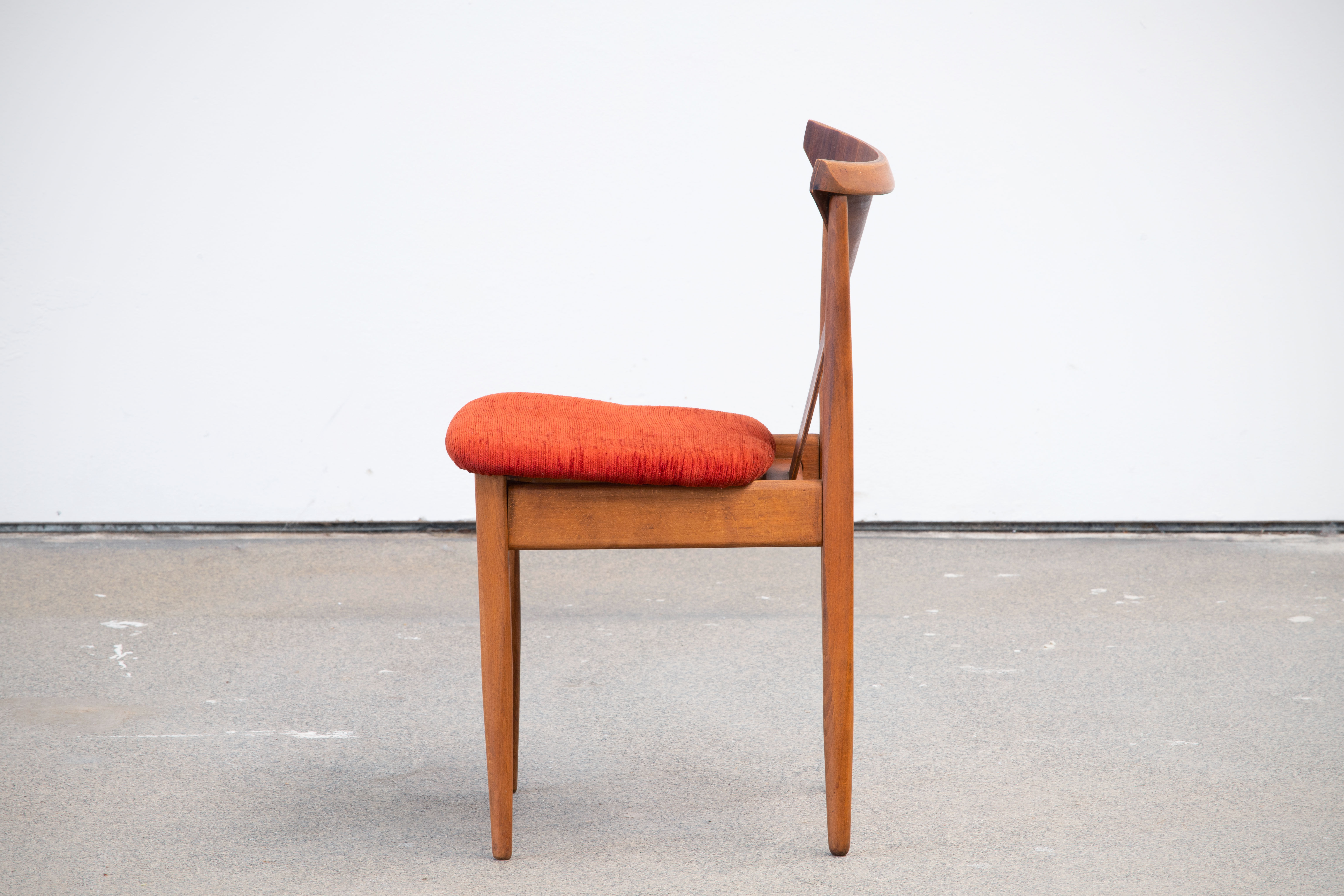 Série de 4 chaises scandinaves vintage 1960