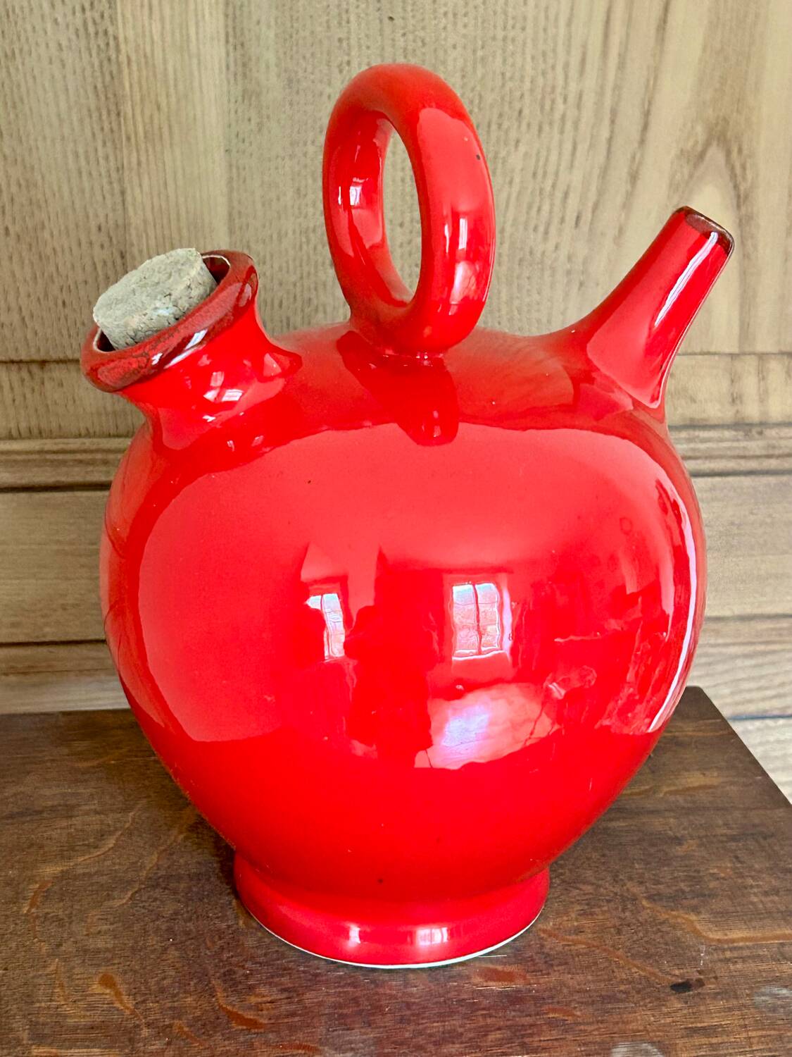 Pichet vernissé décor floral  Poët-Laval