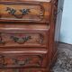 Commode Rocaille en noyer sculpté XXème