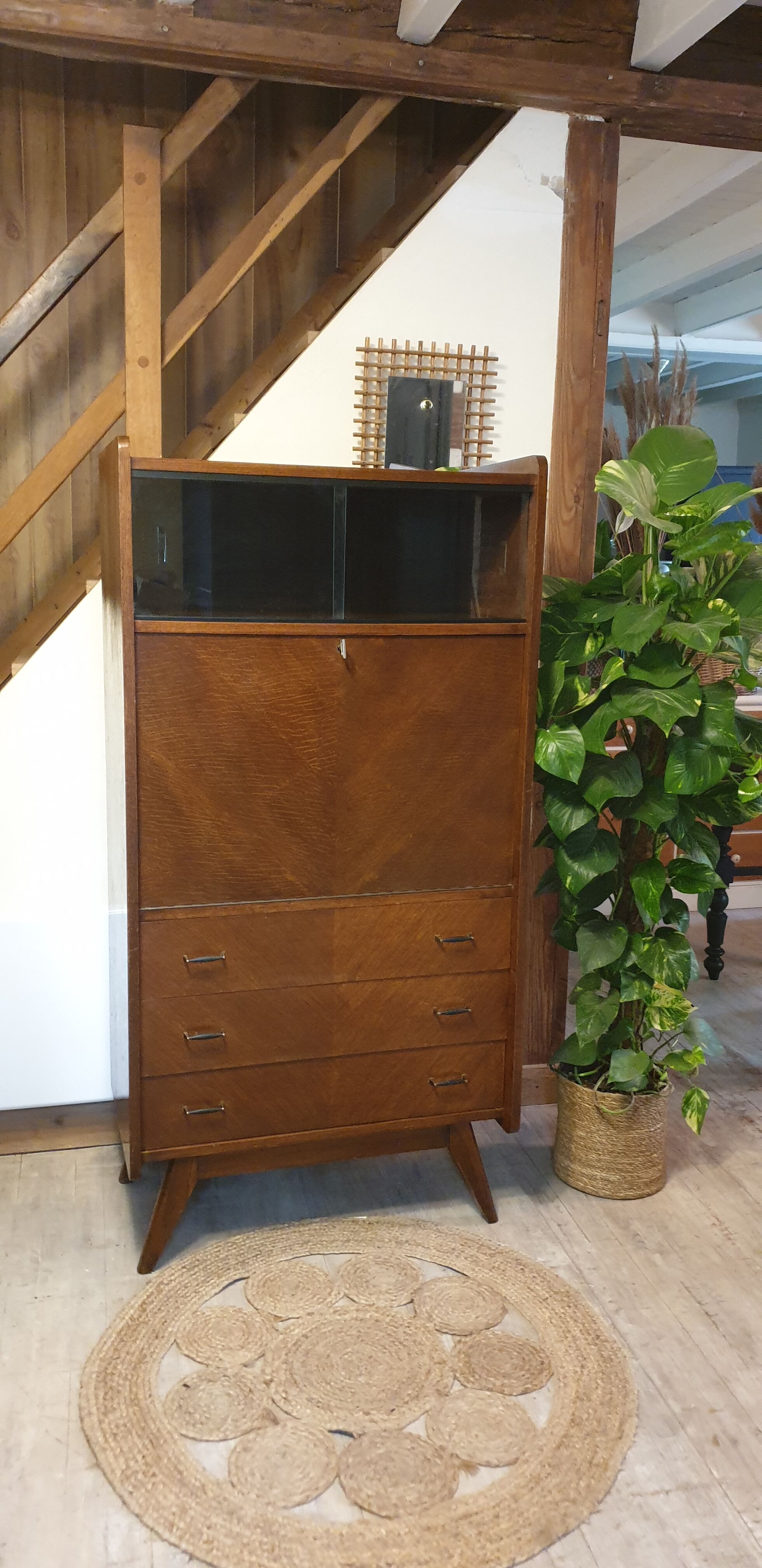 Secretary vintage compass feet