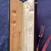 Serving cutlery for leg of lamb
