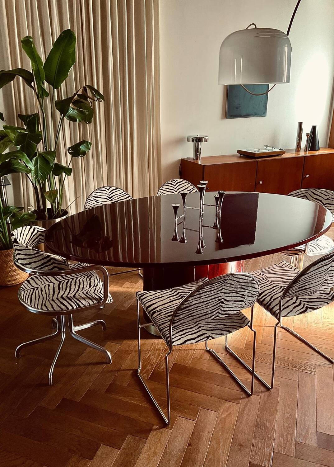 Vintage dining table by Jean-Claude Mahey for Roche Bobois – 1970s