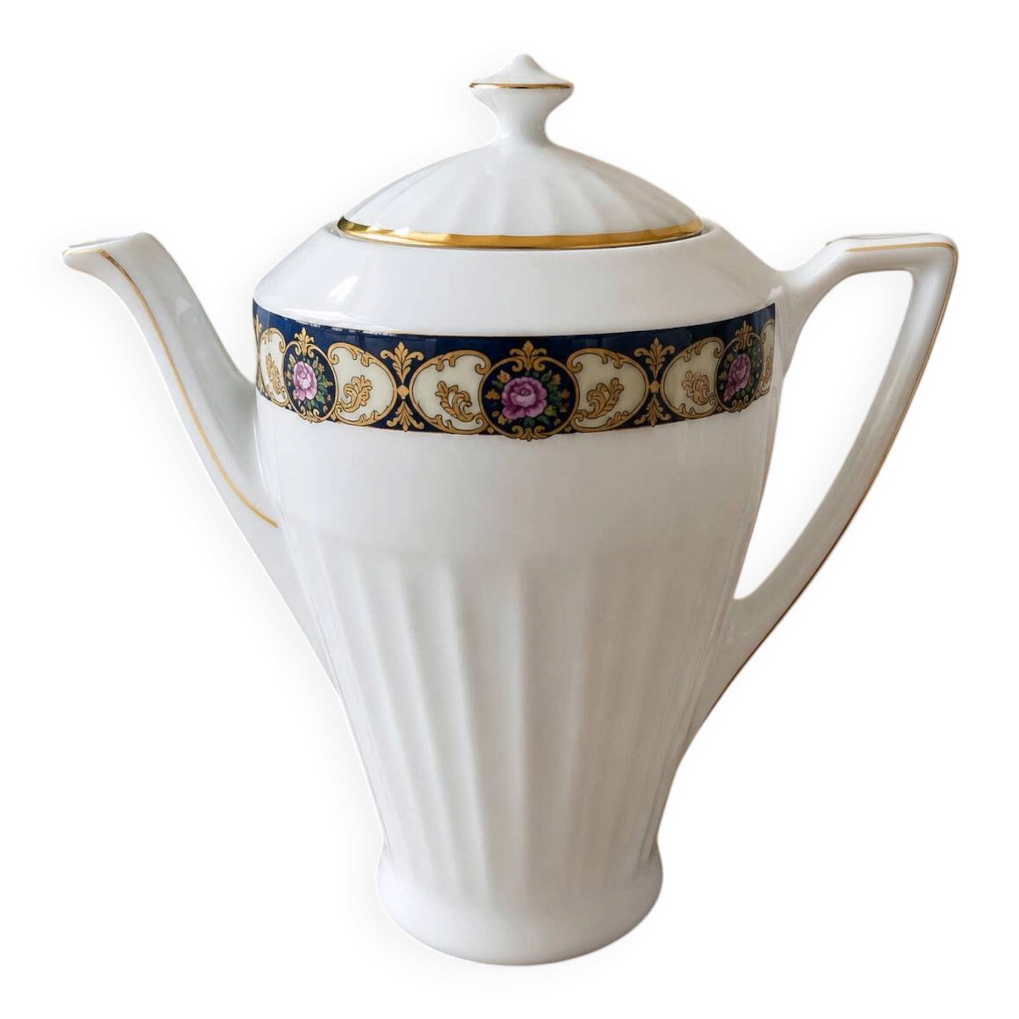 Antique porcelain coffee pot / teapot