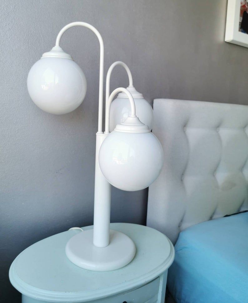 Lampe de table en métal blanc vintage avec 3 boules de lanterne, années 80