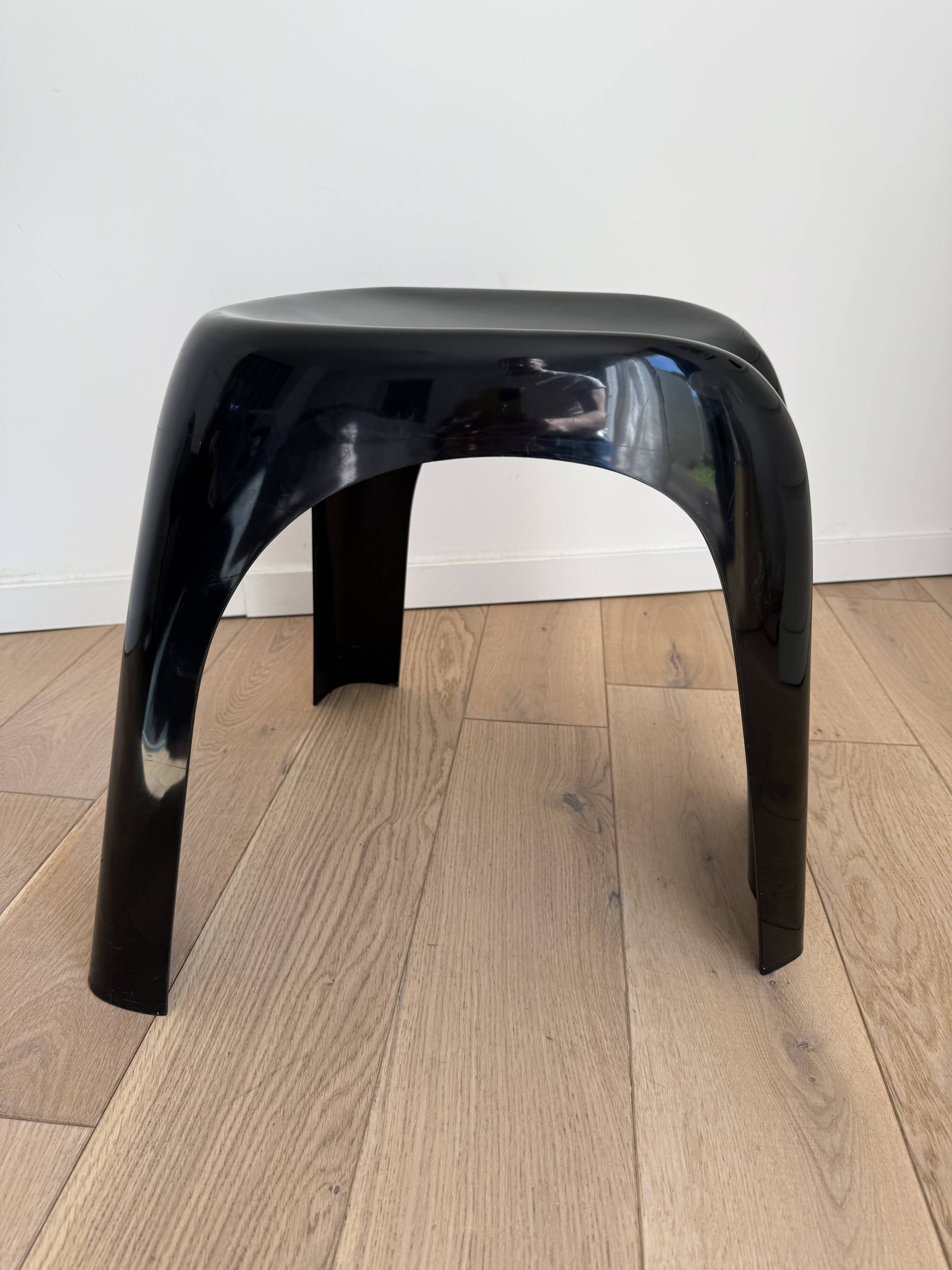 Stacki stool by Giorgina Castiglioni, Space Age, Sori Yanagi, Starck