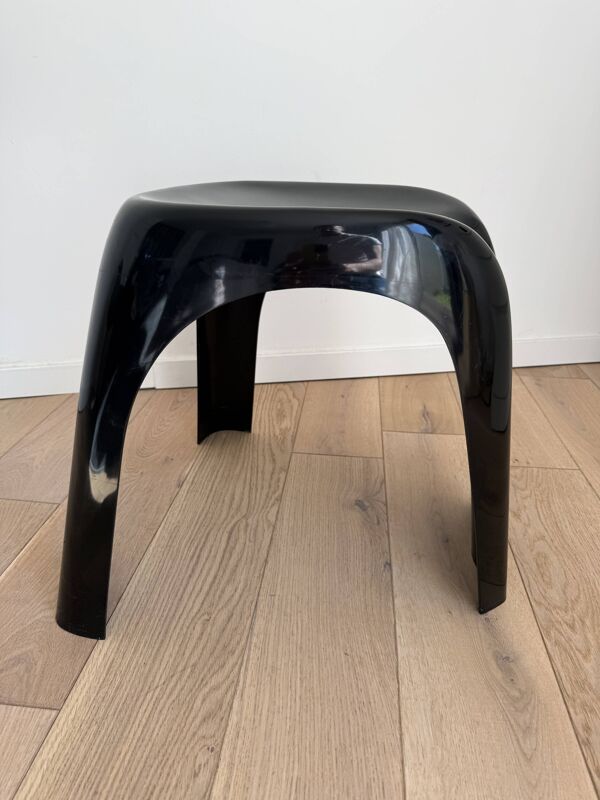 Tabouret Stacki de Giorgina Castiglioni Space Age Sori Yanagi Starck