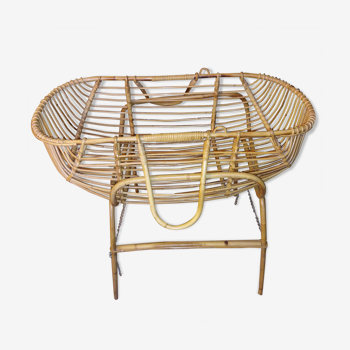 Wicker bassinet