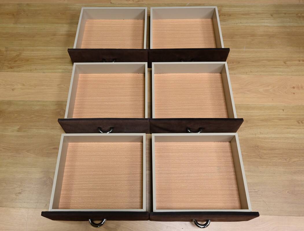 Dressing table and its pouf, Italian design – 1970