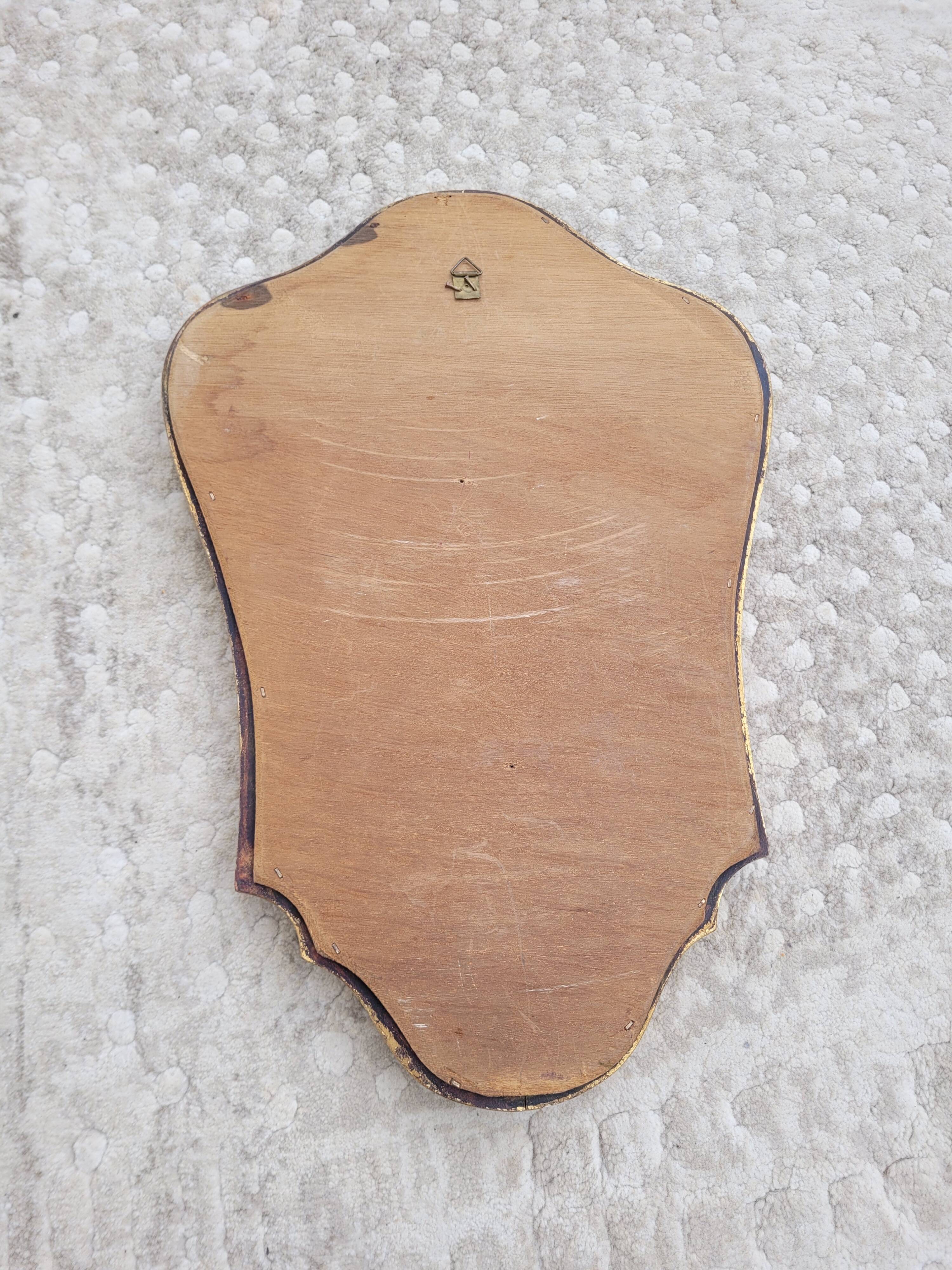 Small vintage animated golden mirror 28x40cm