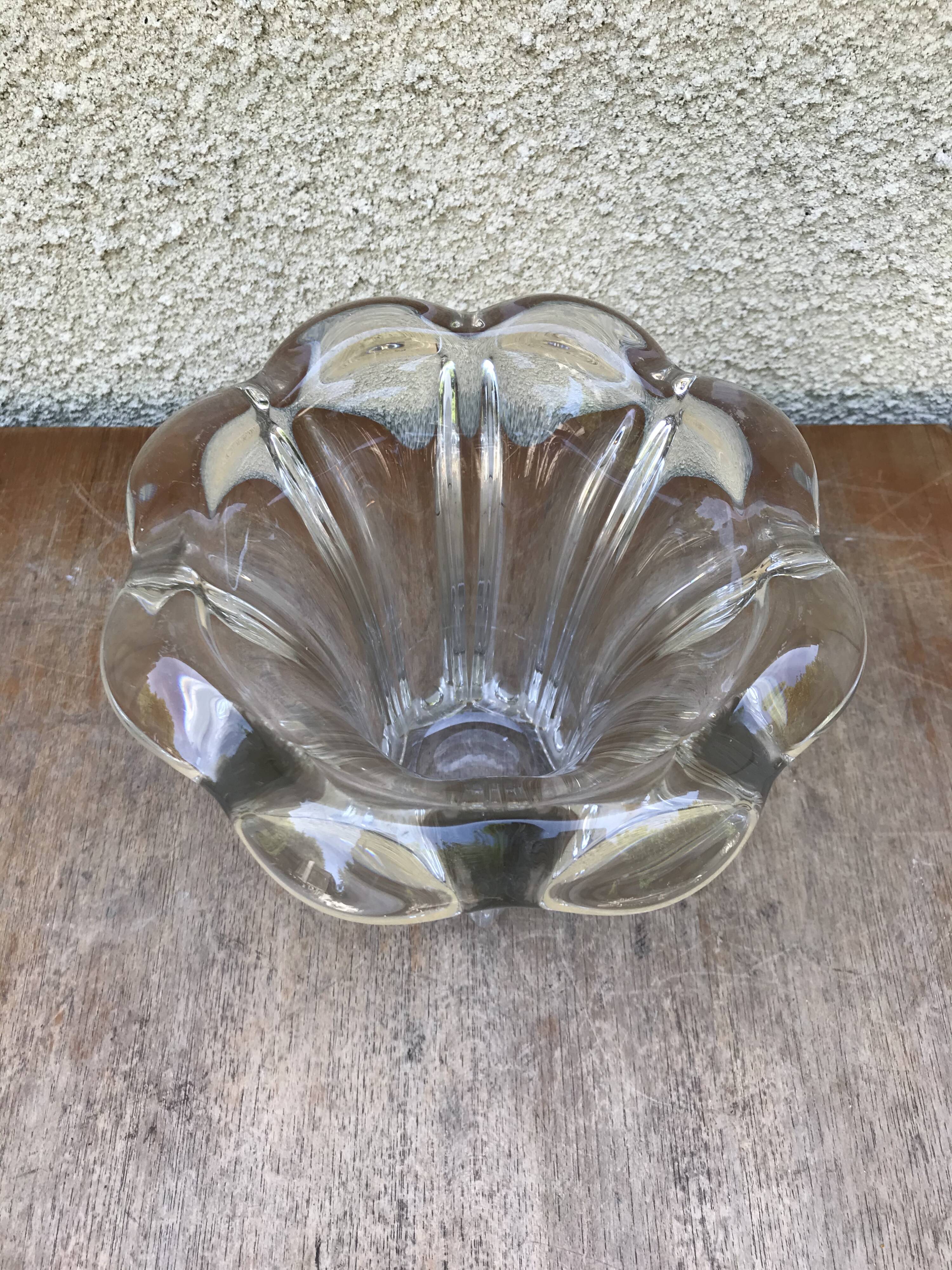 Old vase moulded glass shape flowers 70s vintage