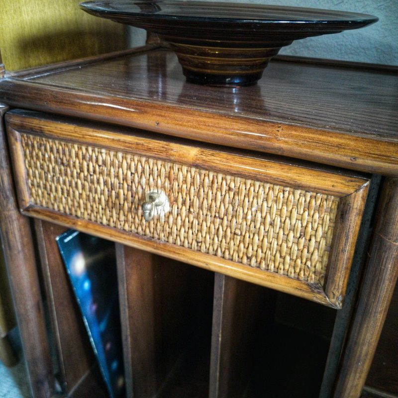 Hifi furniture in wood and rattan