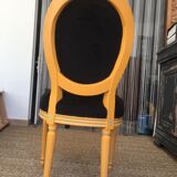 Chaise médaillon