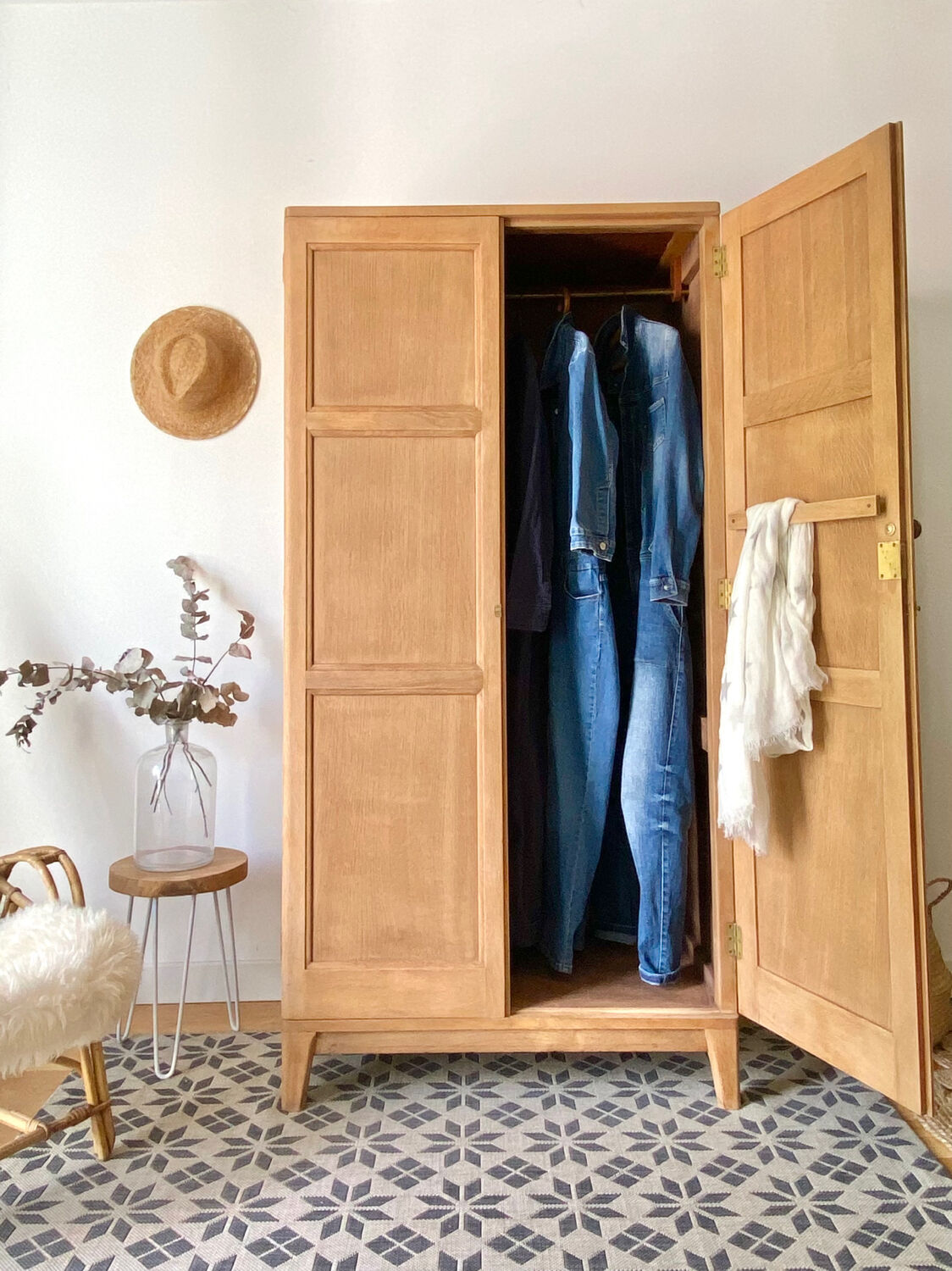 Vintage English wardrobe Shapland and Petter 1950 - 1960
