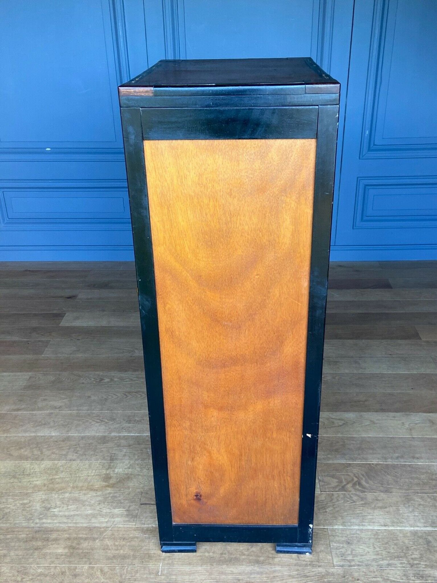Furniture art deco a niche door 1930