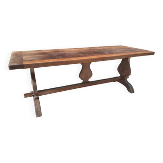 Farmhouse table