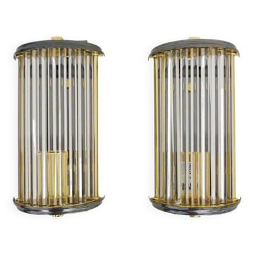 Pair of Art Deco style wall lights, brass, metal and glass GS model Vadisa. 1970s