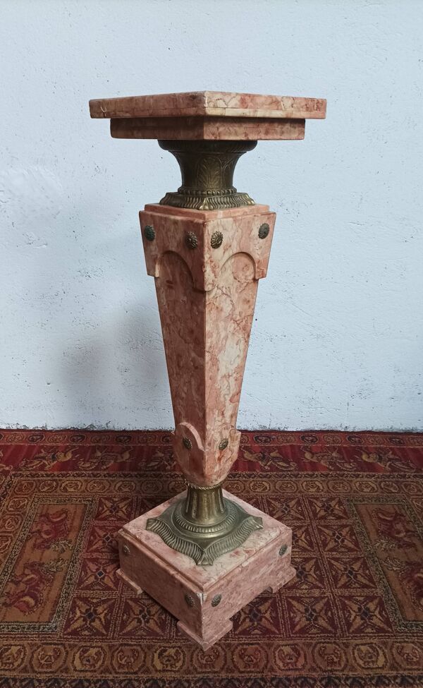 Colonne haute en marbre rose et bronze style Louis XVI