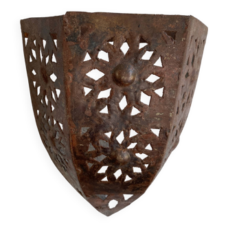 Openwork iron wall light