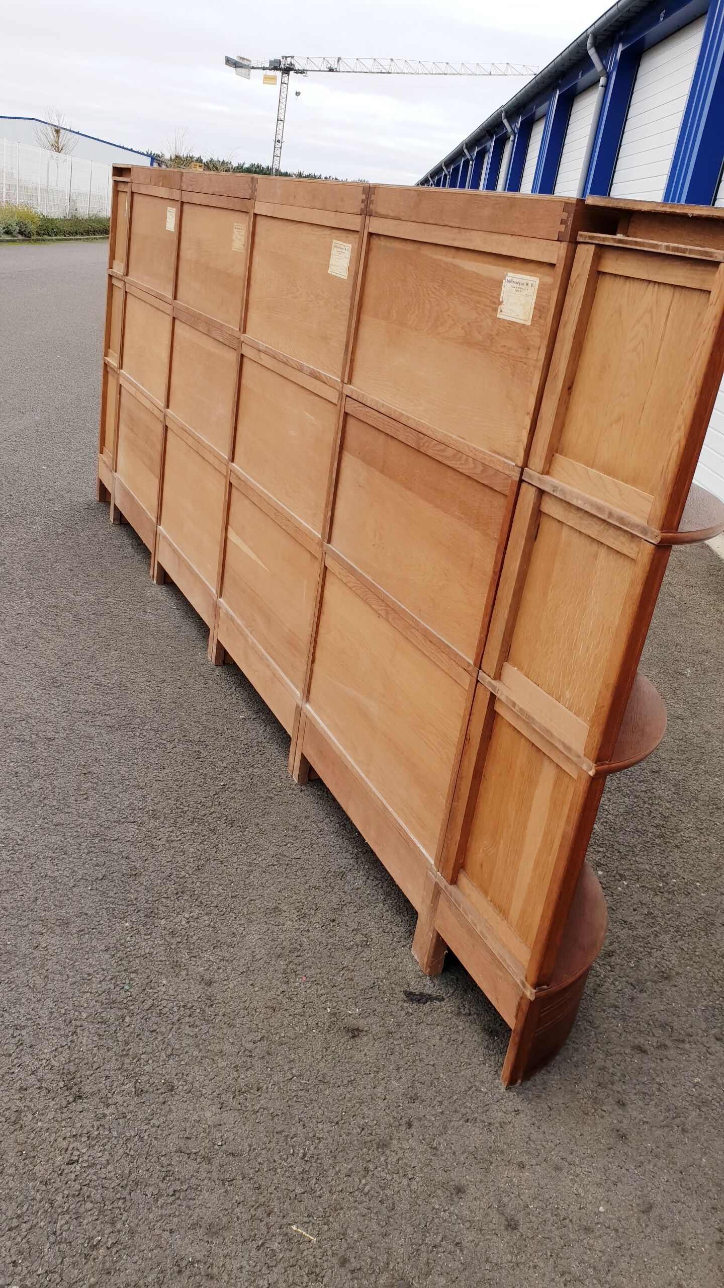 Vintage notary library