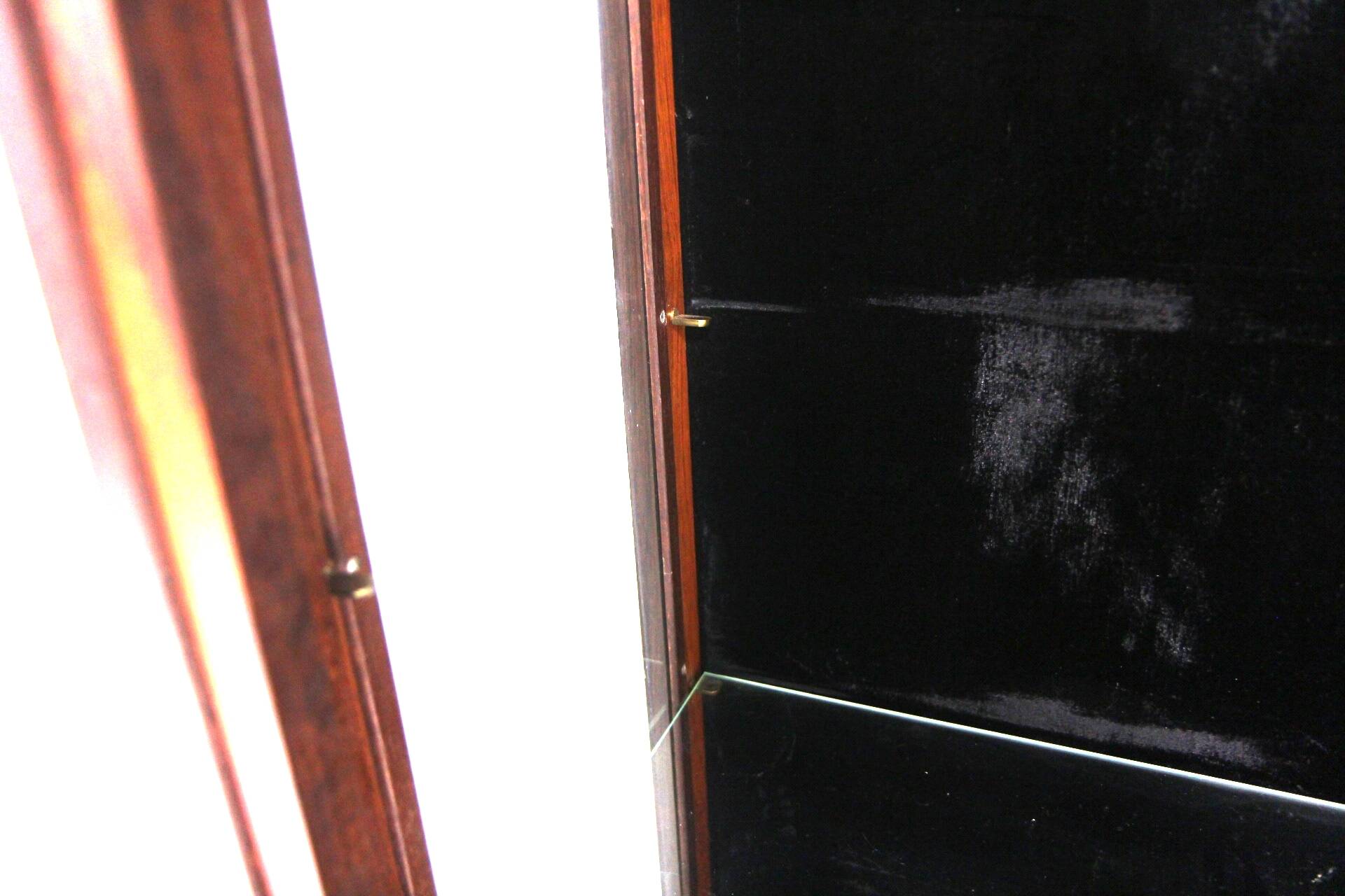 Rosewood display cabinet "Victoria", Torbjørn Afdal, Mellemstrand Trevareindus