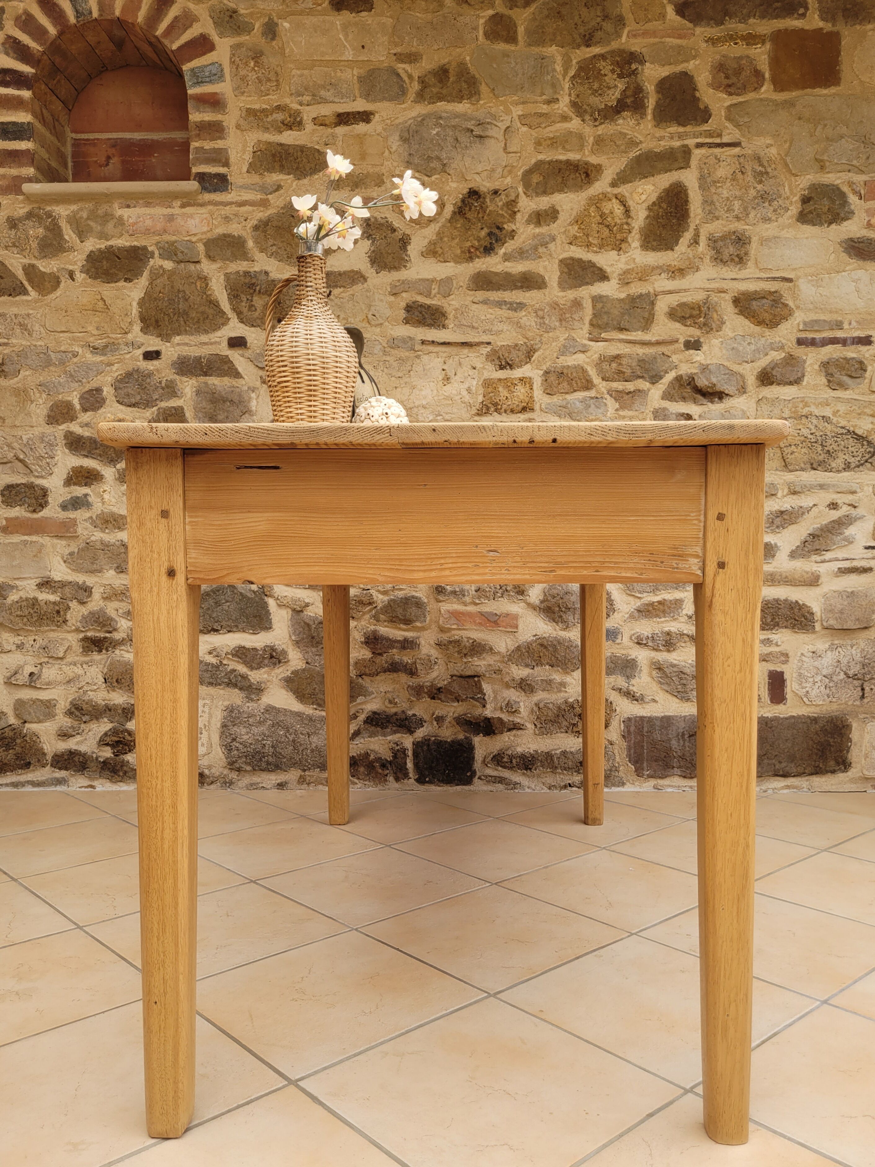 Farmhouse table