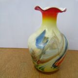 Vintage Dalian vase with curled edge and opaline interior