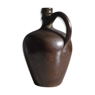 Glazed sandstone calvados jug