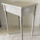 Table de chevet ancienne beige patiné