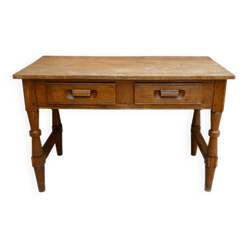 Table en bois massif