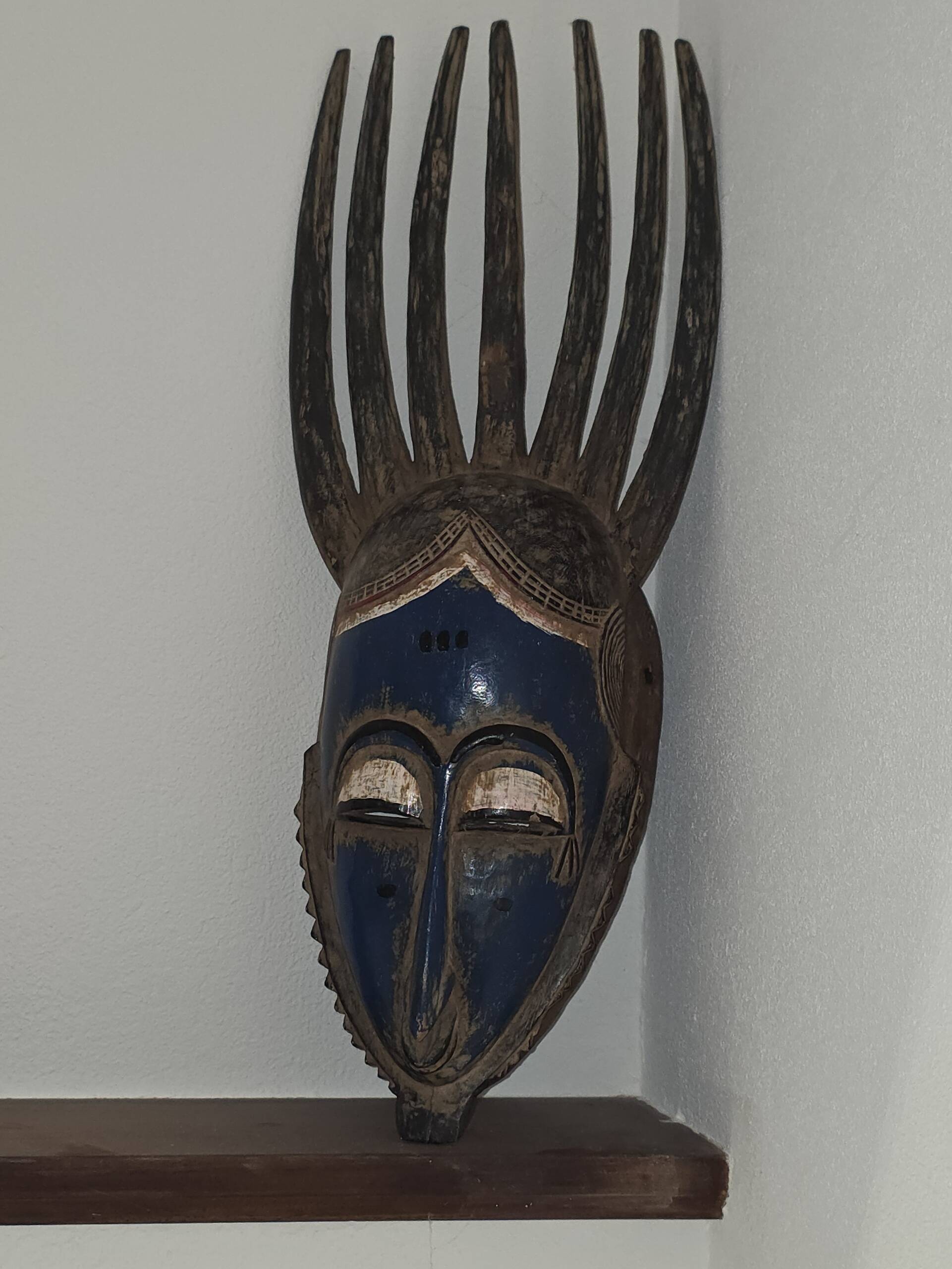 Baoulé African mask with 7 horns