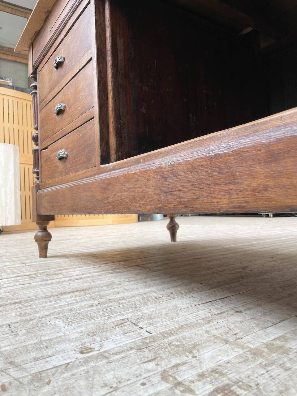 Comptoir en chêne drapier chêne 1900