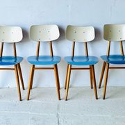 Chaises de salle à manger par TON