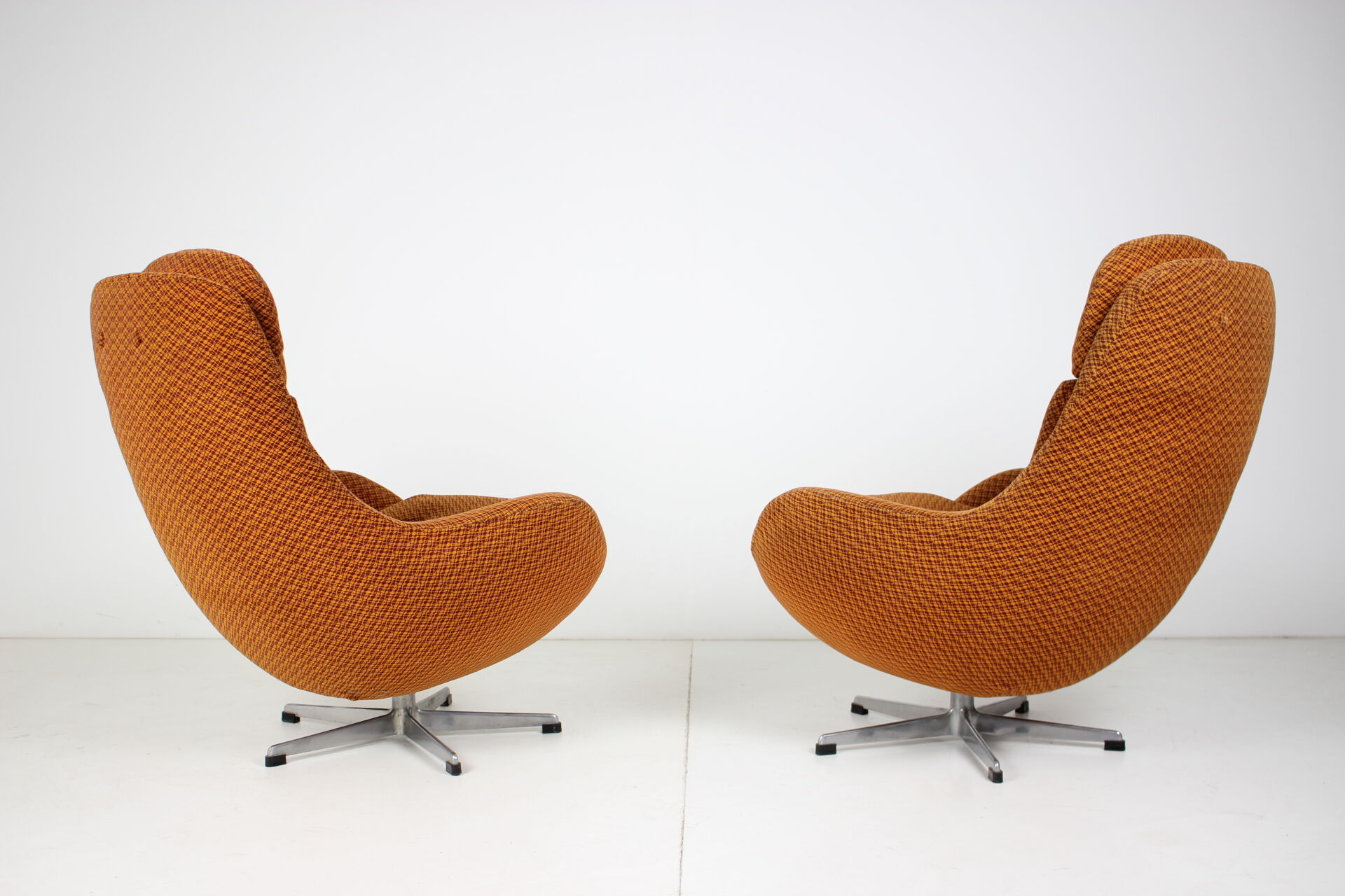 Set of two orange wing armchairs Interier Praha, Czechoslovakia