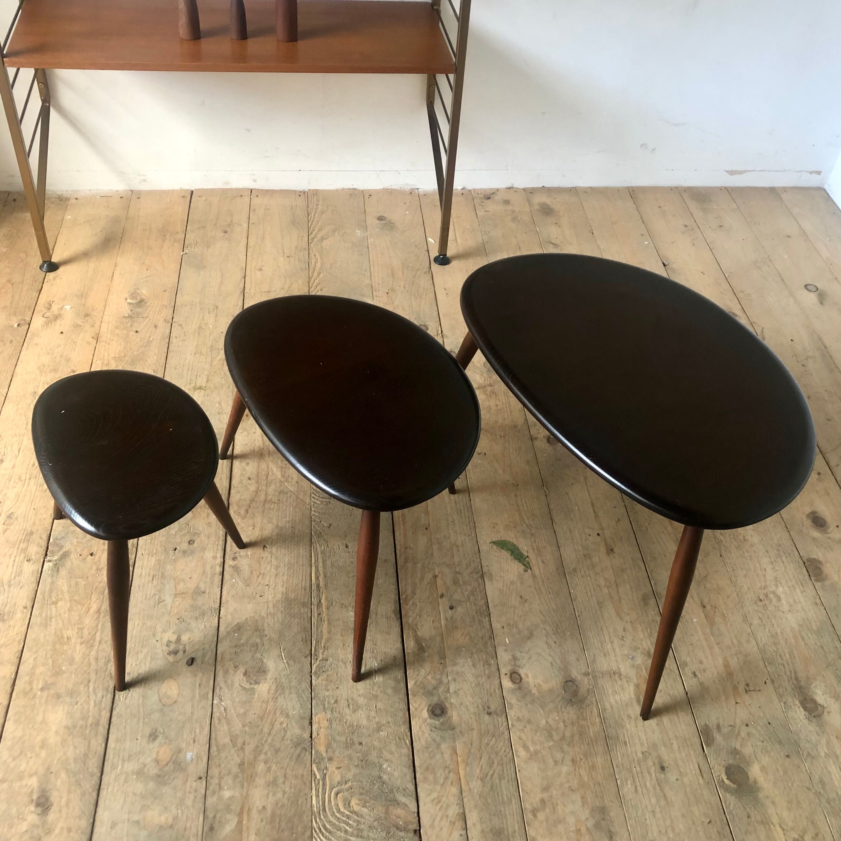 Lucian Ercolani pull out tables