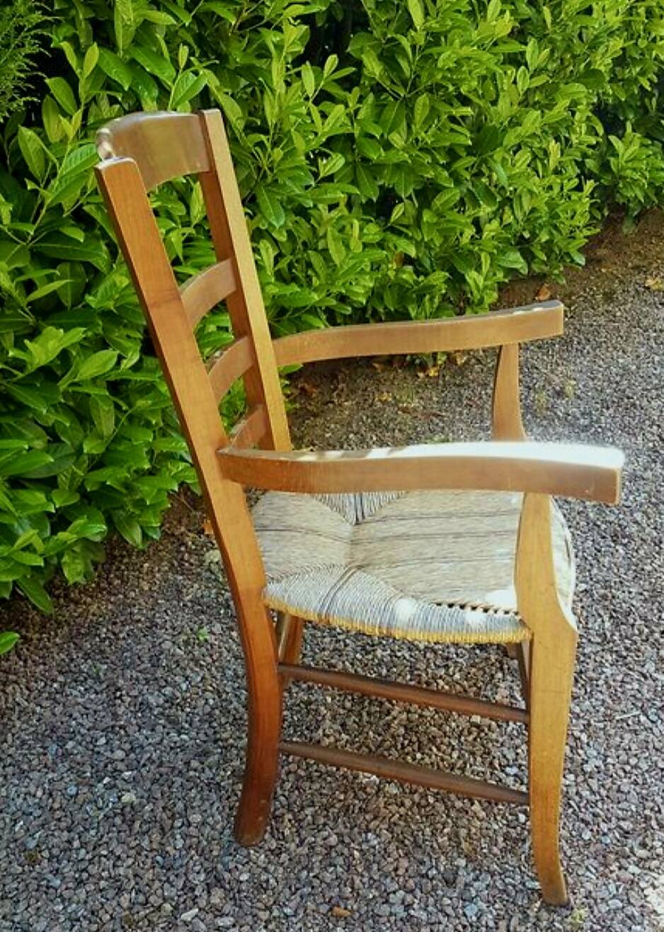 Fauteuil ancien assise paillée
