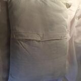Cushion in white damask and linen ecru
