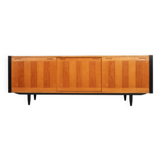 Buffet en frêne, design danois, années 1970, production : Skovby Møbelfabrik