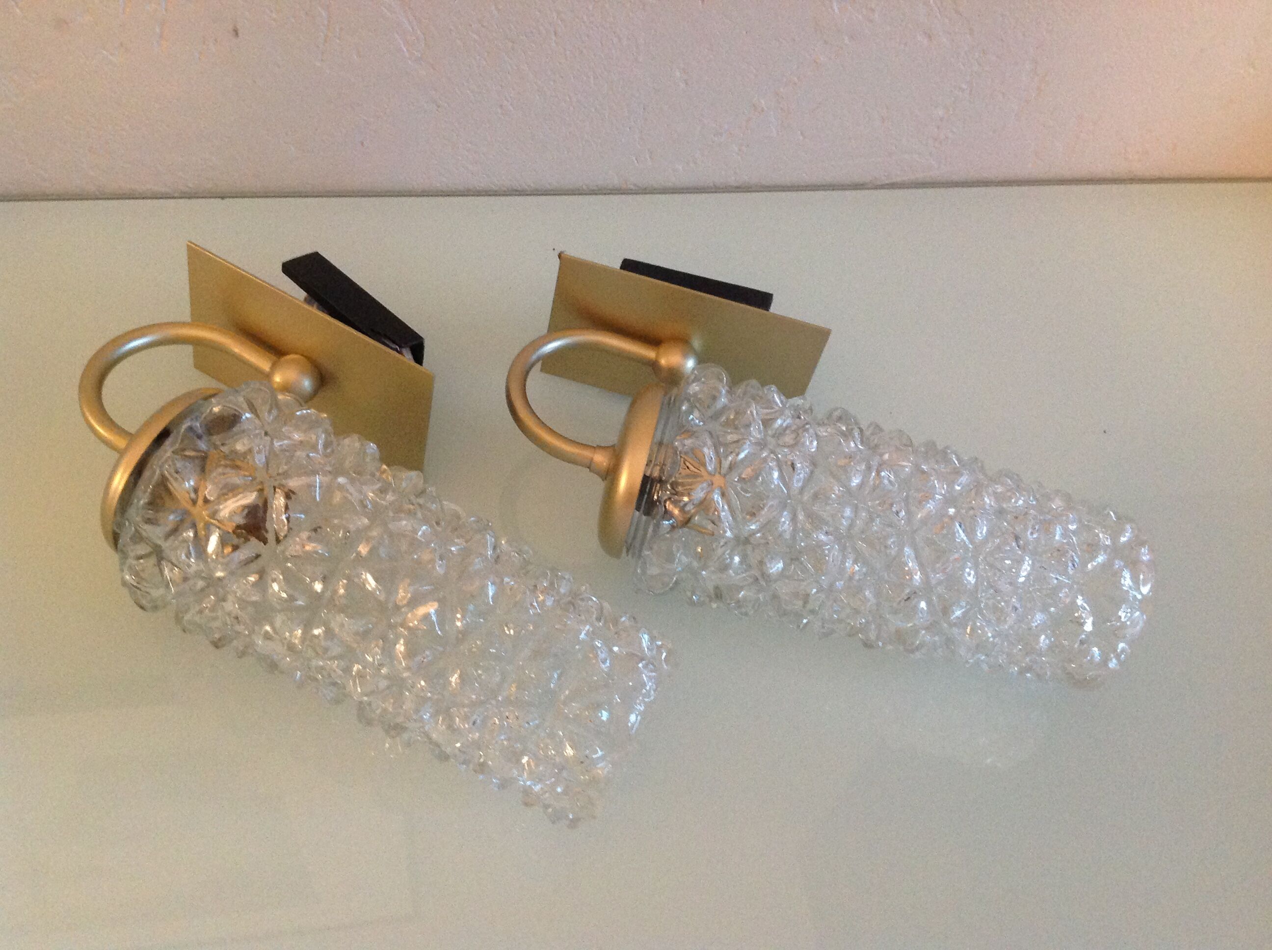 Pair of tulip glass and gold/vintage metal wall lamps 60/70