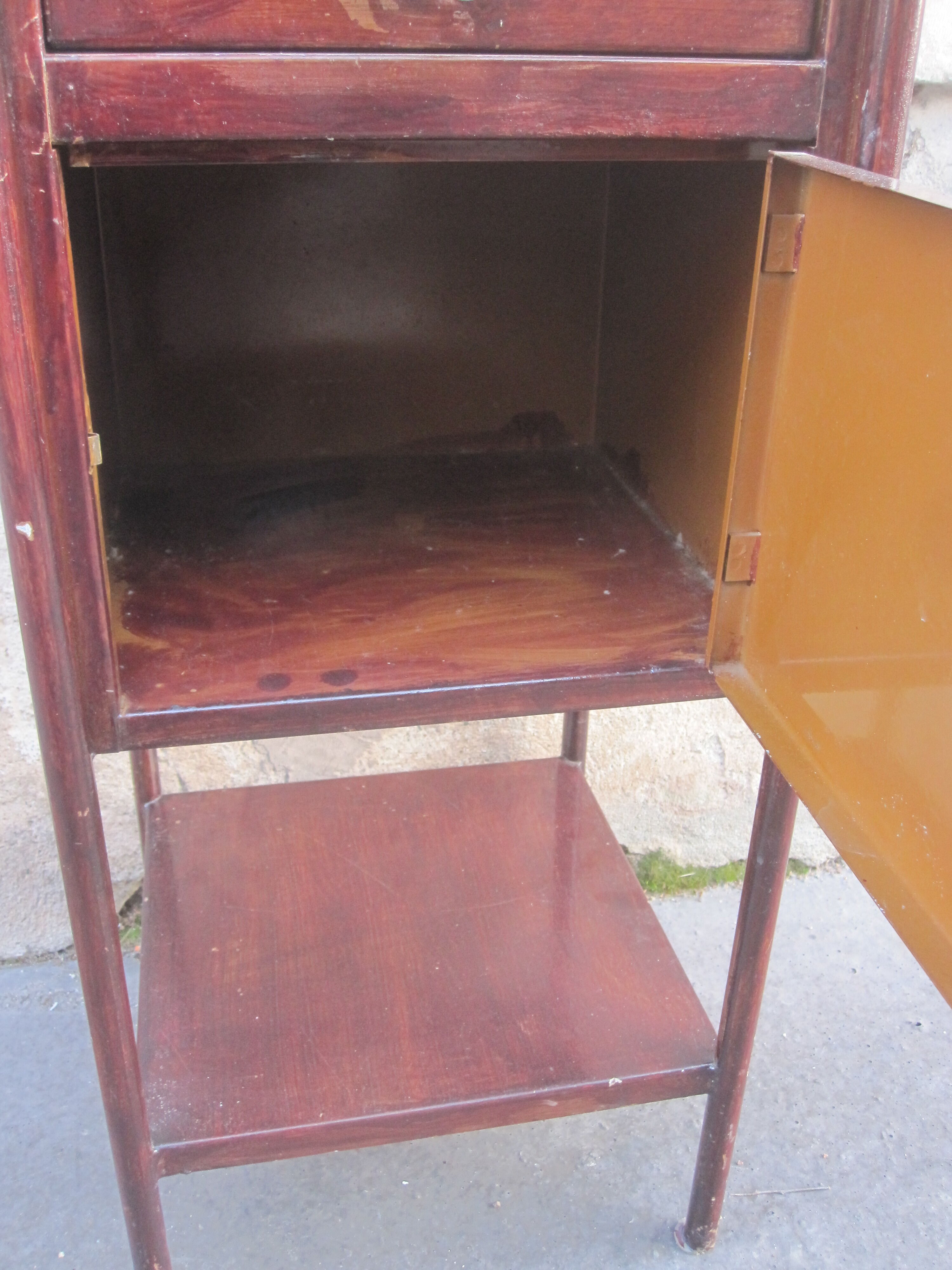 Industrial bedside table Tolix