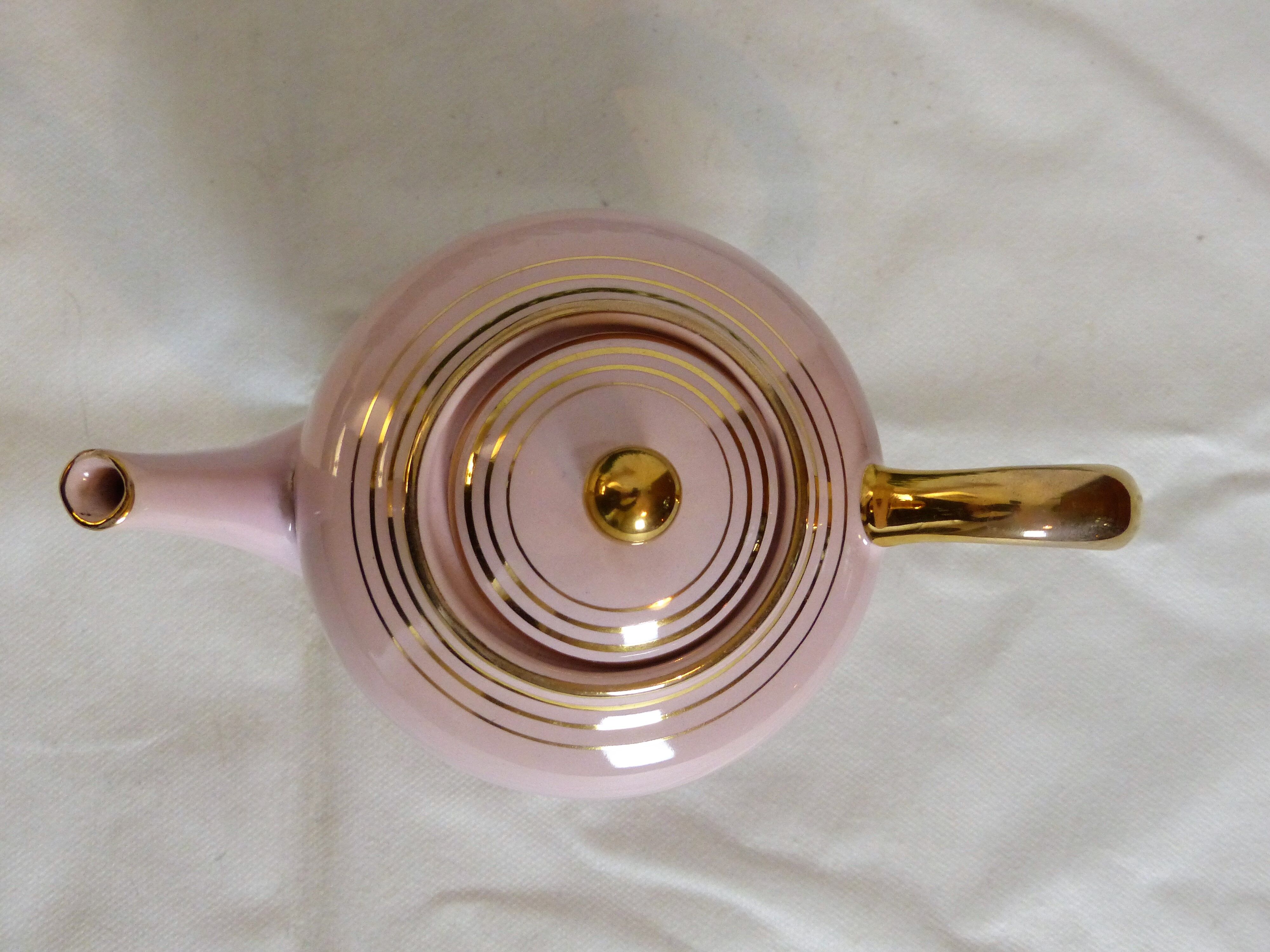Teapot coffee maker and earthenware