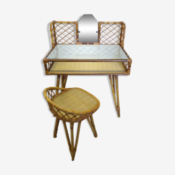 Rattan dressing table with armchair