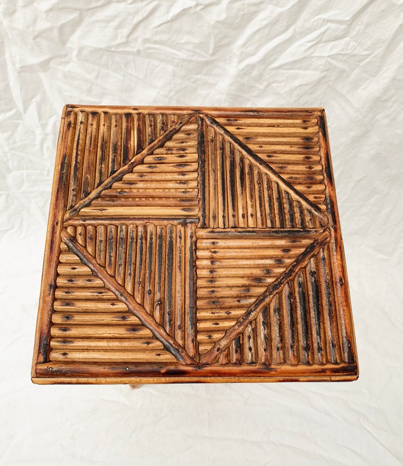 Rattan marquetry harness