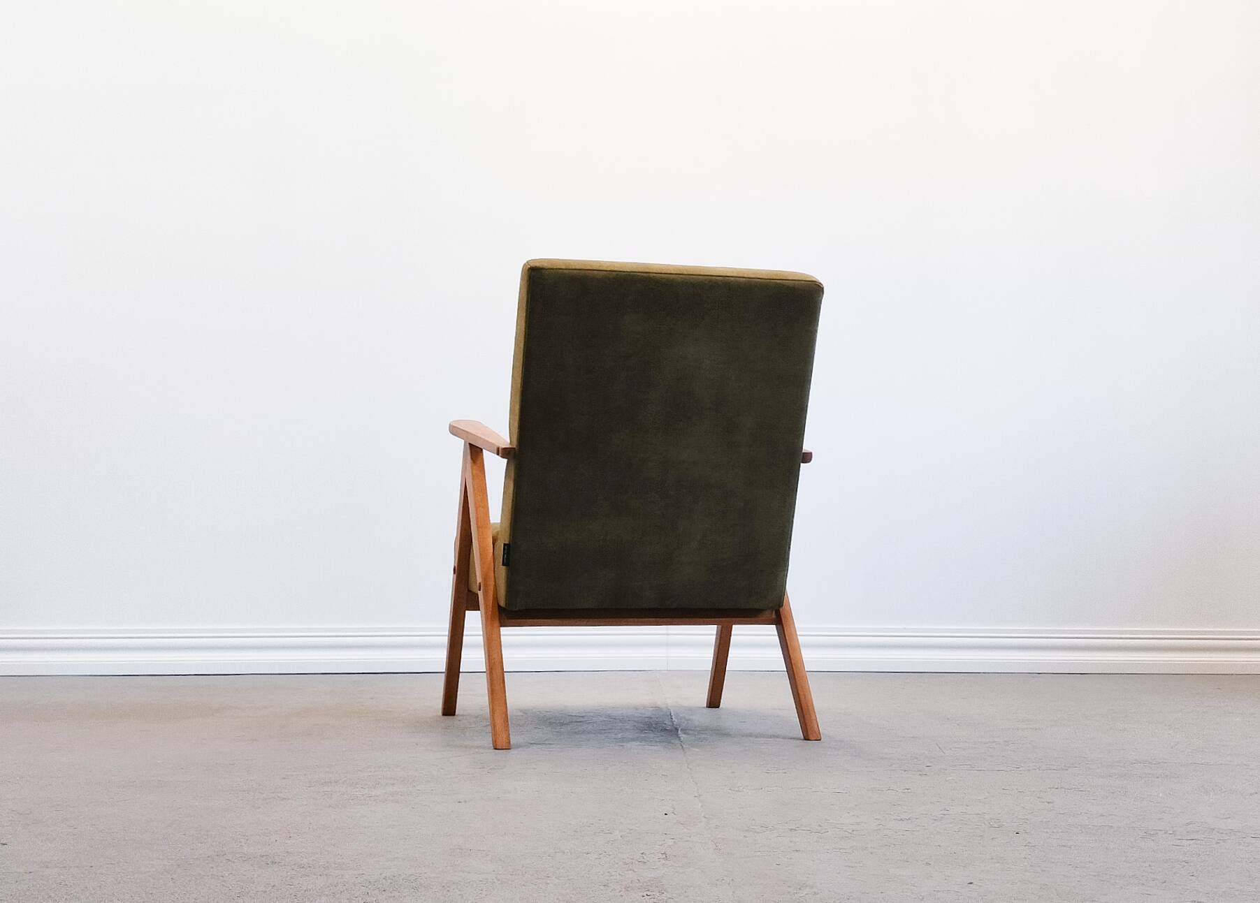 Mid-Century Accent Chair Model B-310 Var in Forest Green Velvet